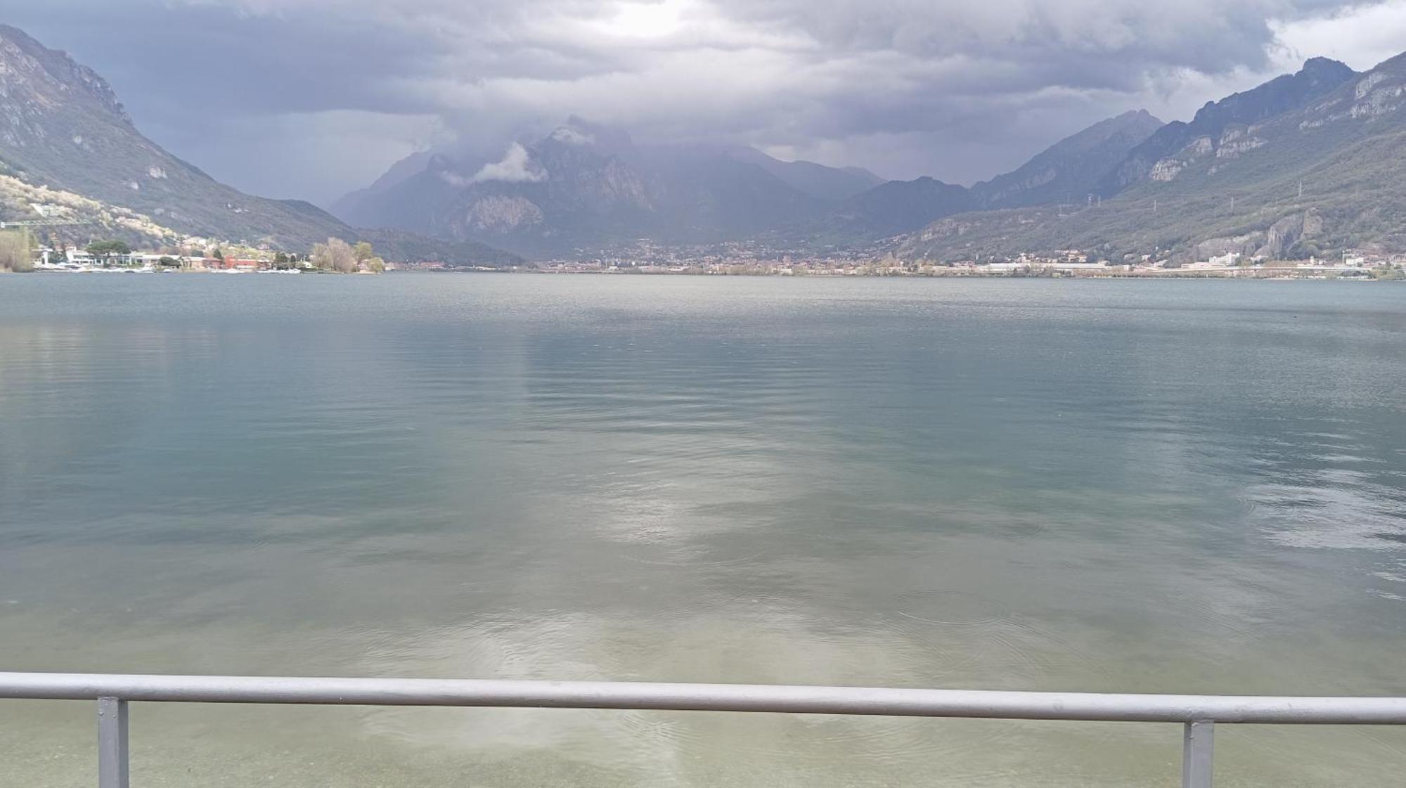 La Dimora Dei Due Laghi Calolziocorte Exterior foto