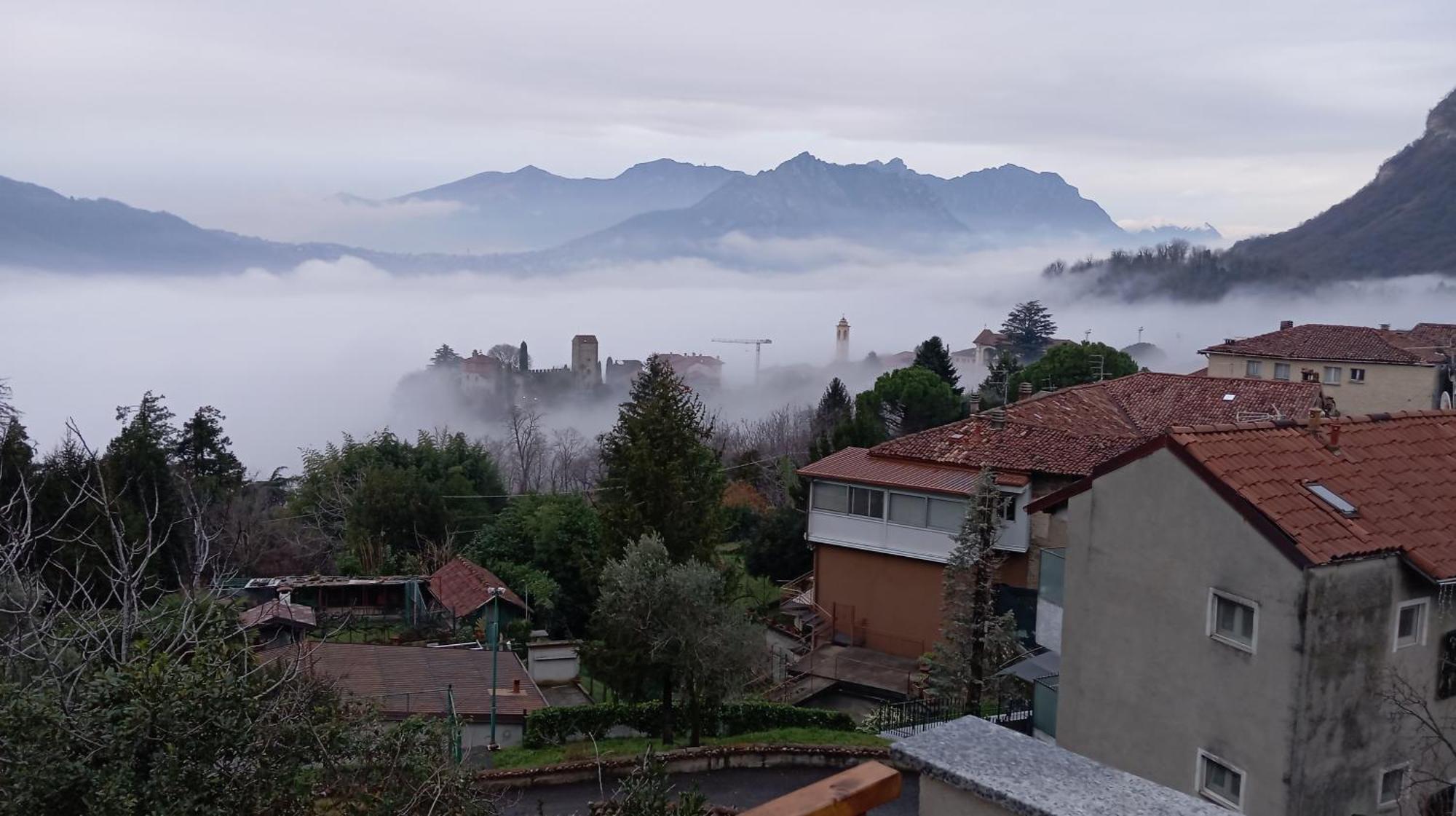 La Dimora Dei Due Laghi Calolziocorte Exterior foto